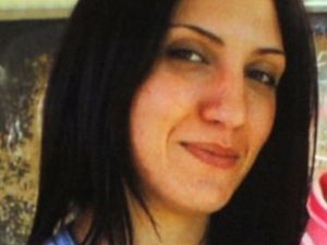 SEVGİLİSİNDEN KISKANDI, ÜZERİNE İSPİRTO DÖKÜP ATEŞE VERDİ.