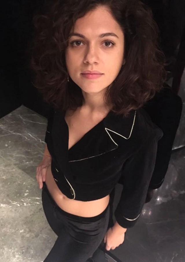 Hayat Bilgisi'nin Barbie'si de bikinili yakalandı galerisi resim 7