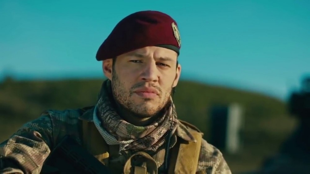 Atakan Survivor All Star için mi diziden ayrıldı galerisi resim 2