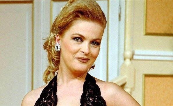 Nurseli İdiz'den bir skandal daha! Yine çöktü galerisi resim 2