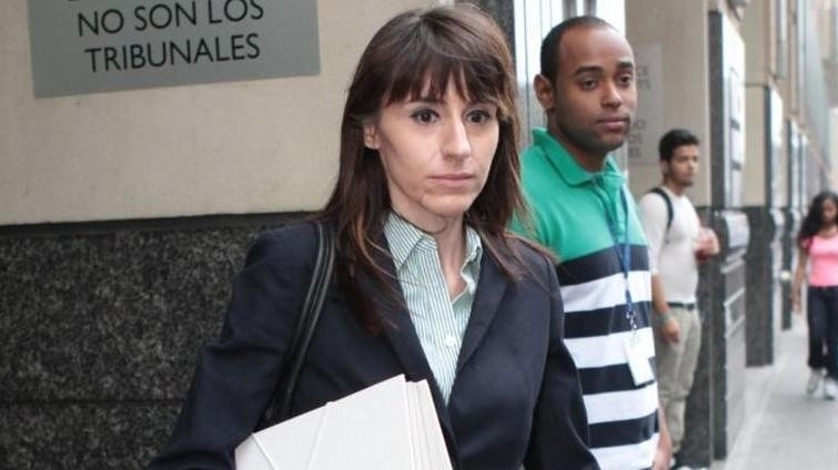 Öğrencisi ile birlikte olan Türk öğretmen dünya basınını salladı! galerisi resim 2