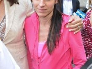 Öğrencisi ile birlikte olan Türk öğretmen dünya basınını salladı!