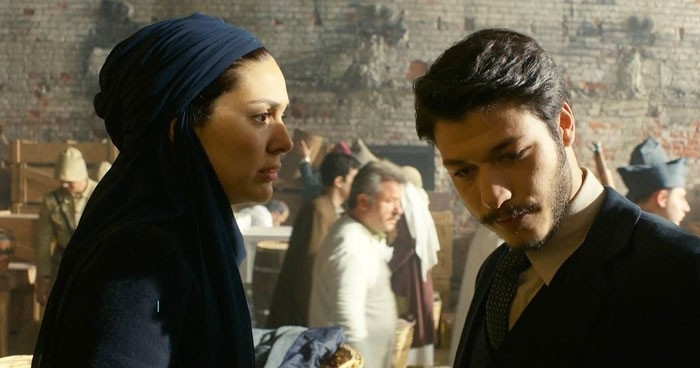 Vatanım Sensin'de şok ayrılık! Başrollerden biri diziye veda etti galerisi resim 4