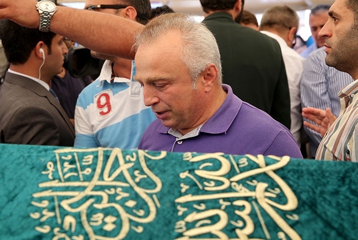 Vatan Şaşmaz'ın cenaze töreninden acı kareler galerisi resim 20
