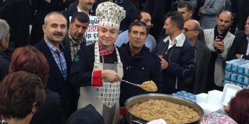 OKTAY USTA'DAN KÖTÜ HABER! KANALI KAPANDI İŞSİZ KALDI! galerisi resim 2