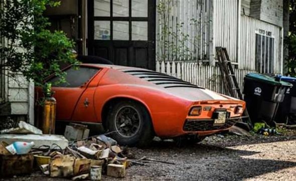 Yıllardır garajda terk edilmiş haldeydi... Lüks aracı baştan yarattı! galerisi resim 13