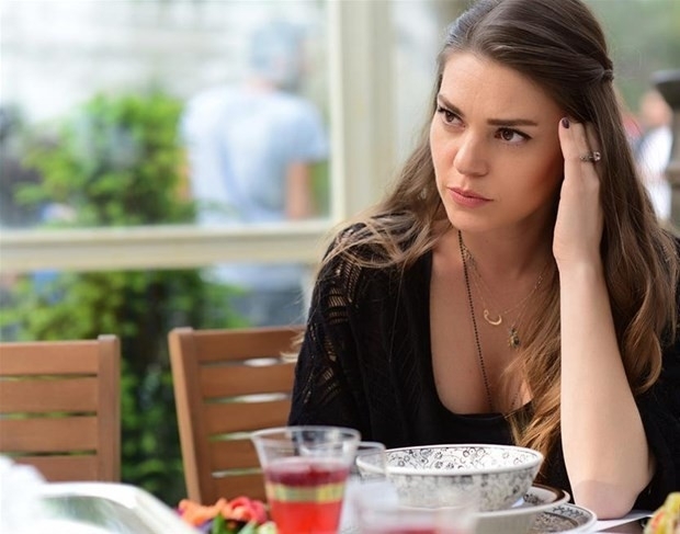 Aslı Enver imaj değişikliğine gitti son haline bakın galerisi resim 2