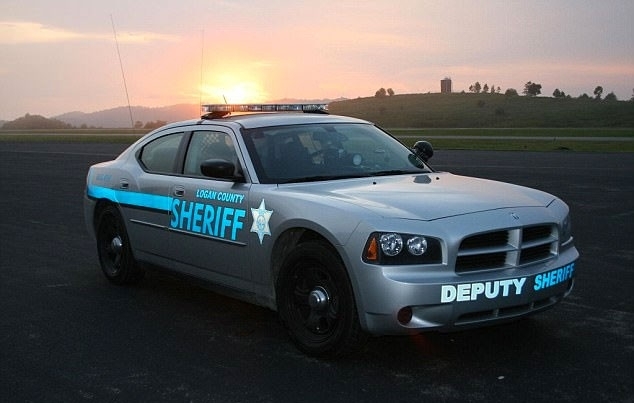 Öğrencilerine çıplak fotoğraflarını attı rezalet böyle sonuçlandı! galerisi resim 5