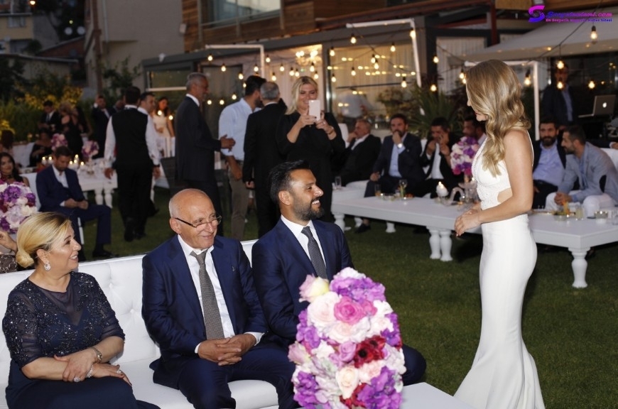 Eda Erol yüzüğü attı en sert tepki Alişan'ın babasından geldi galerisi resim 2