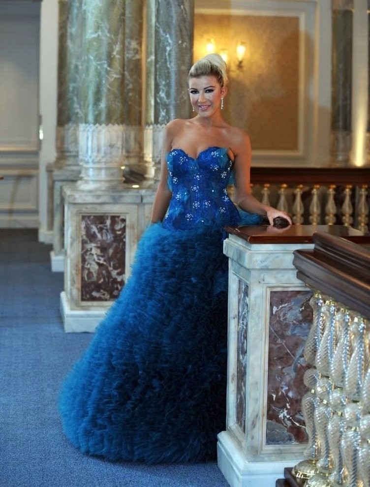 Balıkçıda saç saça kavga! Ortalığı birbirine kattılar galerisi resim 4