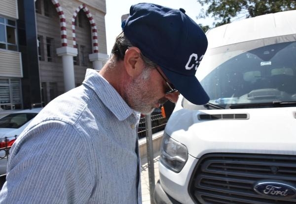 Murat Başoğlu'nun adliye çıkışı utanç anları! galerisi resim 3