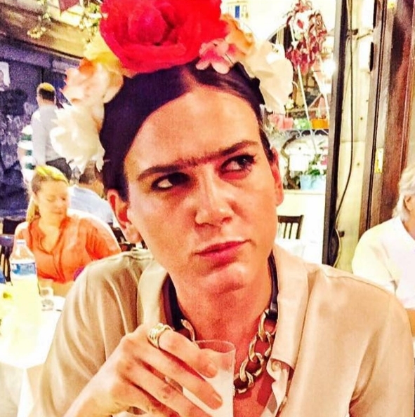 Aşk Yeniden'in Şanziment'i Miray Akovalıgil neymiş meğerse! galerisi resim 14