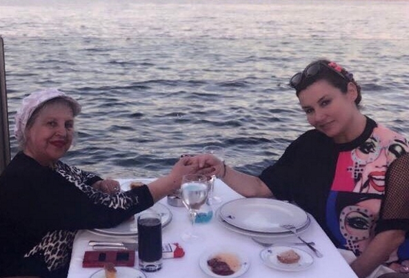 Deniz Seki'nin neden sık sık hastaneye gittiği belli oldu! Ameliyat galerisi resim 3