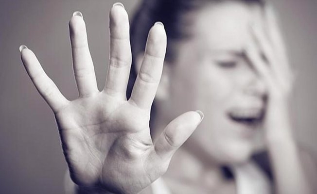 Kitap Satmak İçin Kapıyı Çaldı "Sizi Okuyacağım" dedi tacizde  galerisi resim 1