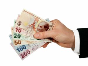 YÜZ BİNLERCE EMEKLİNİN BEKLEDİĞİ MÜJDE GELDİ! PARALAR HESAPLARA YATIYOR