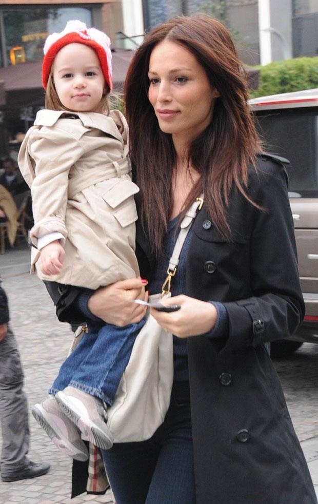 Güzide Duran'dan Ayşe Hatun Önal’a Kıskanmaktan gebereceksin galerisi resim 5