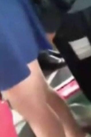 Otobüsü karıştıran taciz iddiası! galerisi resim 1