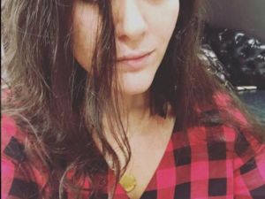 SIR GİBİ SAKLADIĞI KIZI BAKIN KİM ÇIKTI! ŞOK OLACAKSINIZ!