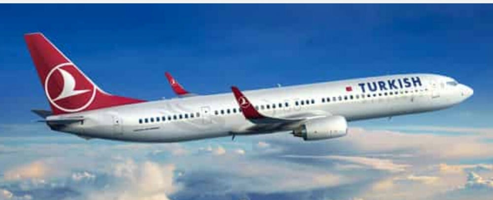 Son dakika... Atatürk Havalimanı'nda uçak düştü galerisi resim 2