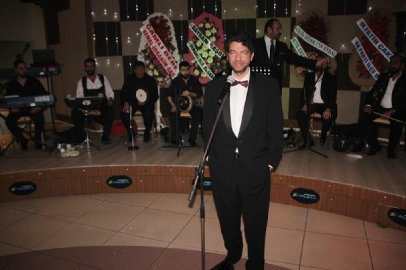 Hakan Taşıyan bir zamanların en çok dinlenenleri arasındaydı galerisi resim 2