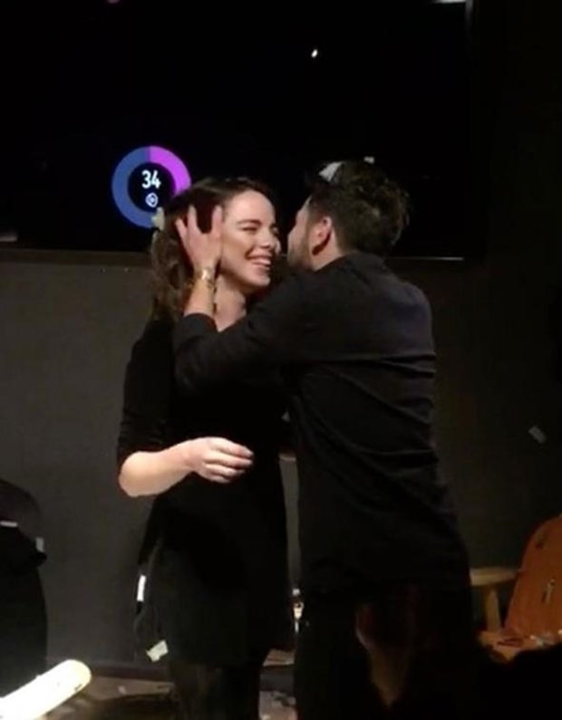 Cinsiyet Değiştirerek Erkek Olan Rüzgar Erkoçlar, Geleneklere Bağlı Düğü galerisi resim 8