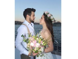 Cinsiyet Değiştirerek Erkek Olan Rüzgar Erkoçlar, Geleneklere Bağlı Düğü