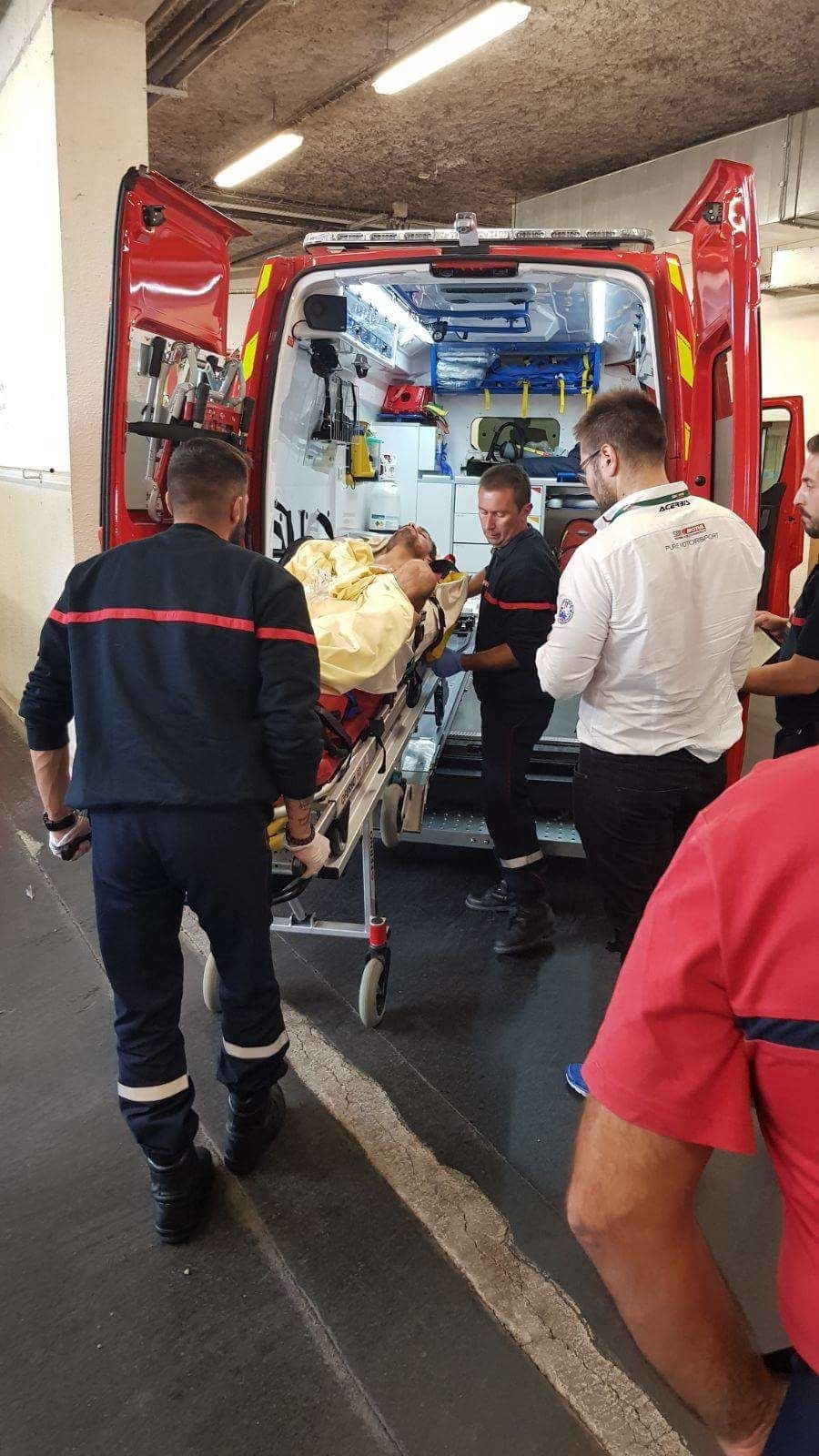Kenan Sofuoğlu kaza geçirdi hastaneye kaldırıldı galerisi resim 3
