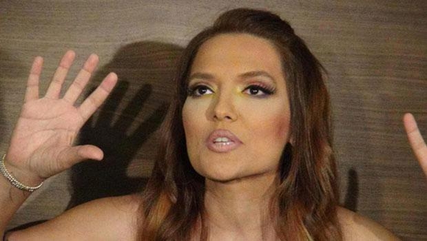 Demet Akalın, kendine yapılan hakaretlere artık dur dedi !!! galerisi resim 5