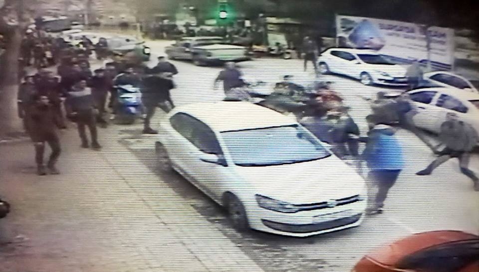 SON DAKİKA! "KÖTÜ HABER" ORTALIK SAVAŞ ALANINA DÖNDÜ galerisi resim 2