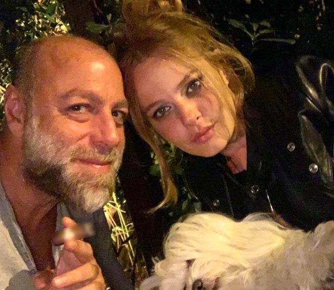 EDHO'nun yıldızı Naz Elmas, kendisinden 16 yaş büyük sevgilisiyle e galerisi resim 5