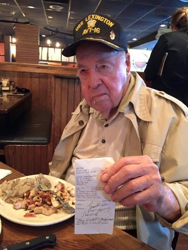 HUYSUZ ADAM 7 YIL BOYUNCA HER GÜN GARSON KIZI AZARLADI. HAYATINI KAYBEDİ galerisi resim 2