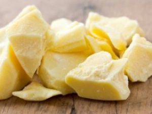 Saçınıza Sürün Bir Dakika Bekleyin Ve..! İnanılmaz Etkisi Var...!