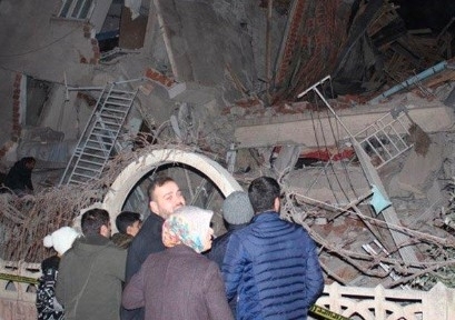 Türkiye'yi Sallayan Bir Deprem Daha Oldu galerisi resim 5