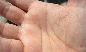 EĞER AVCUNUZUN İÇİNDEKİ ÇİZGİLER 'M' HARFİ OLUŞTURUYORSA...! H galerisi resim 2