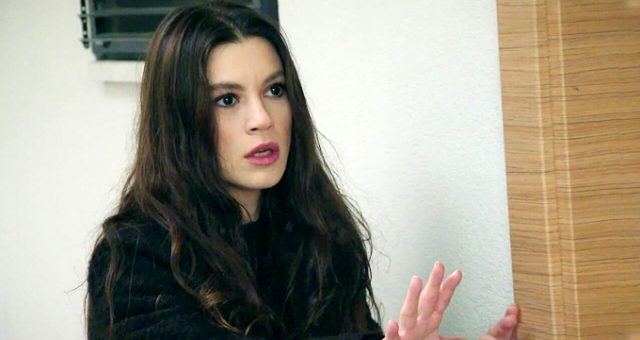 Yüsra Geyik, trafikte saldırıya uğradı galerisi resim 6