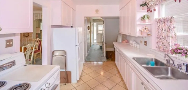 96 Yaşındaki Kadının Satışa Çıkardığı 72 Yıllık Muhteşem Ev Görenleri Şa galerisi resim 8