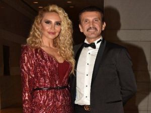 Rüştü Reçber'in Eşinden Flaş Paylaşım