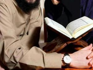 KADIN KOCASININ HANGİ EMİRLERİNE İTAAT EDER?