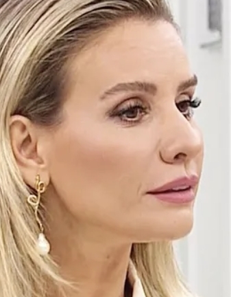 Esra Erol'un Korktuğu Başına Geldi galerisi resim 1