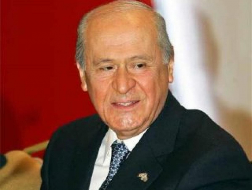 BAHÇELİ NEDEN EVLENMEDİ galerisi resim 4