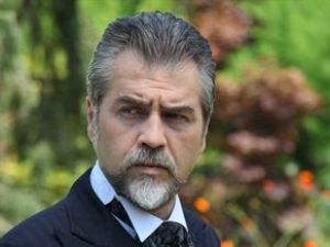 Hercai'nin Yakışıklı Oyuncusu Hangi Ünlüyle Evli.