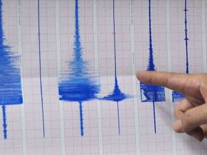 5.9 büyüklüğünde deprem!