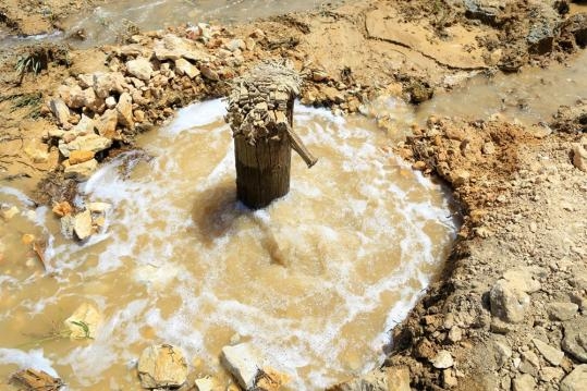 BİR KÖY ŞAŞKIN galerisi resim 3