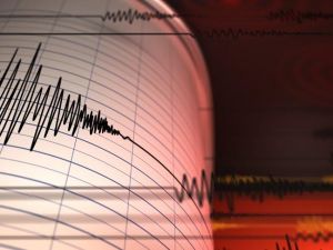 DEPREM MEYDANA GELDİ