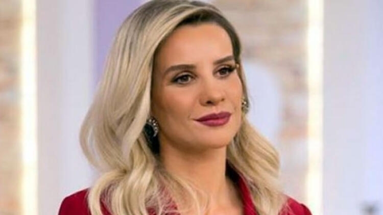 Canlı Yayında Esra Erol'un Korktuğu Başına Geldi galerisi resim 2