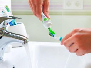 HER GÜN DİŞ FIRÇALAYANLAR DİKKAT!