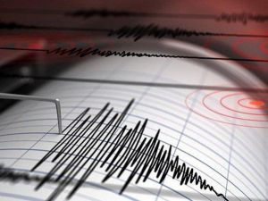 SON DAKİKA DEPREM OLDU