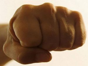 Yumruğunuzu 90 Saniye Sıkın… Şok olacaksınız...!