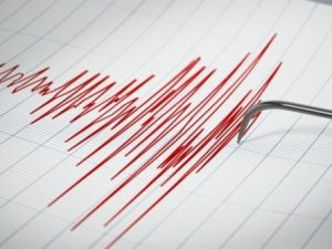 DEPREM MEYDANA GELDİ