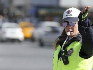 Yarın Bu Yollar Trafı̇ğe Kapalı Olacak